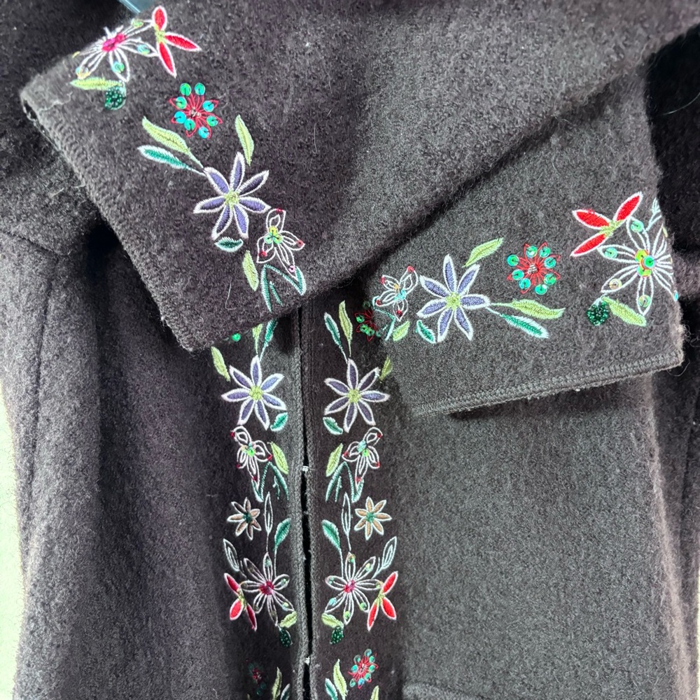 Kenar Wool Embroidered Jacket - Picture 8 of 9